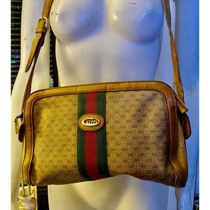 Gucci vintage monogram handbag